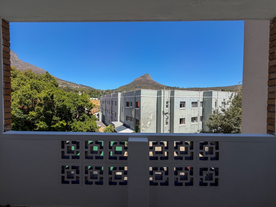 1 Bedroom Property for Sale in Oranjezicht Western Cape